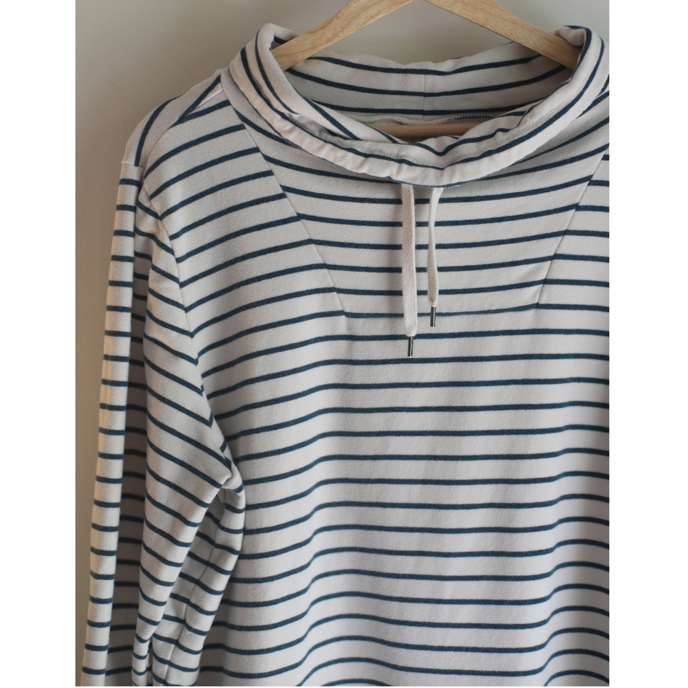 LL Bean Funnel Neck Pullover Sweatshirt Women's XL Regular Striped Blue Cream - Picture 3 of 6